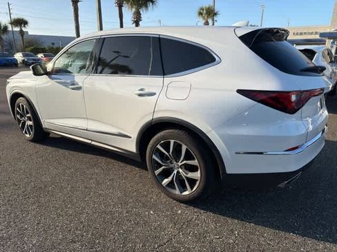 Used 2023 Acura MDX SH-AWD w/ Technology Package image 5