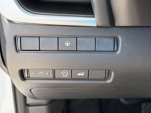 New 2026 Nissan Rogue SV FWD image 12