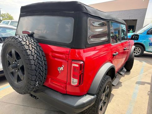 Used 2023 Ford Bronco Black Diamond AWD/4WD image 4