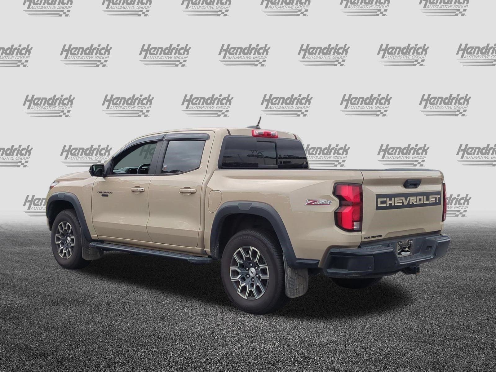 Used 2023 Chevrolet Colorado Z71 w/ Z71 Convenience Package 2 AWD/4WD image 8