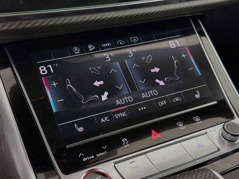 Used 2024 Audi SQ8 Premium Plus AWD/4WD image 17