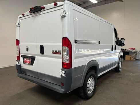 Used 2018 RAM ProMaster 1500 FWD image 3