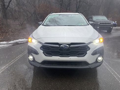 Certified 2024 Subaru Crosstrek 2.0i Premium image 2