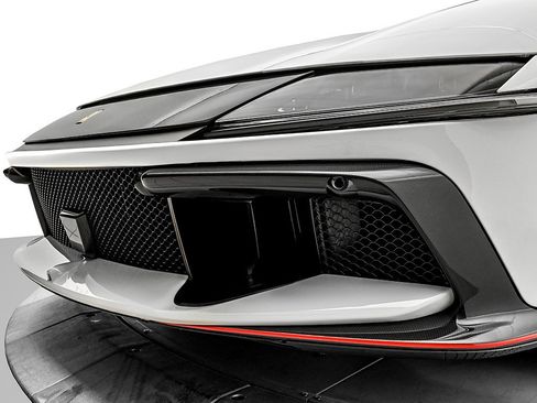 Certified 2025 Ferrari 12Cilindri image 24