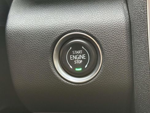 Used 2024 GMC Acadia Elevation image 18