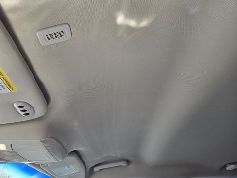 Used 2024 Ford Edge SEL w/ Convenience Package image 23