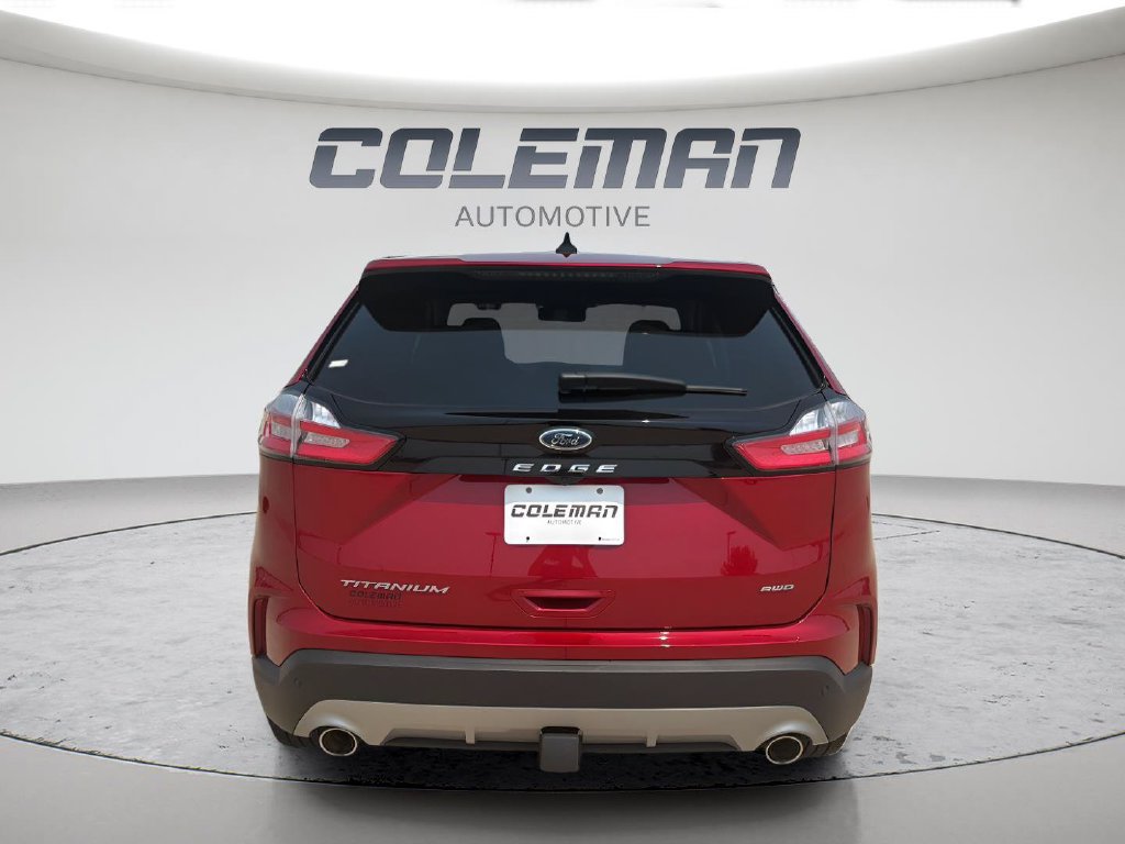 Used 2022 Ford Edge Titanium w/ Class II Trailer Tow Package AWD/4WD image 8