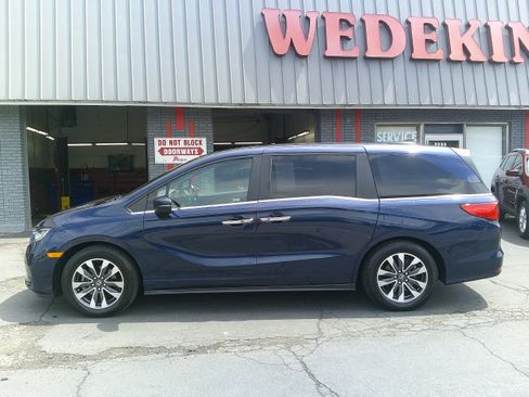Used 2022 Honda Odyssey EX-L image 4