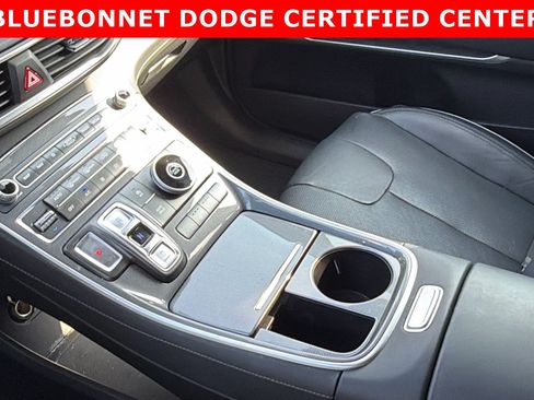 Used 2022 Hyundai Santa Fe SEL w/ Convenience + Premium Package FWD image 27