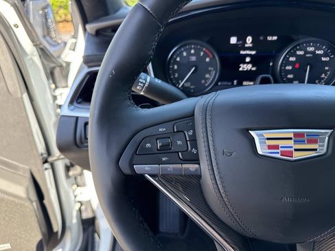 New 2025 Cadillac XT6 Premium Luxury w/ Platinum Package image 29