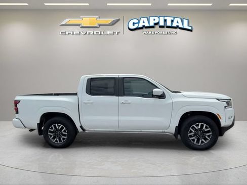 Used 2024 Nissan Frontier SL w/ Technology Package RWD image 6