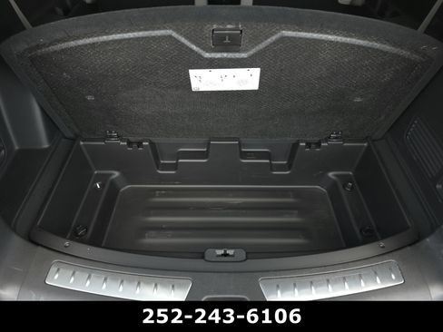 Used 2023 Buick Enclave Essence FWD image 34
