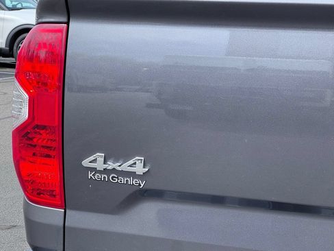 Used 2019 Toyota Tundra Platinum AWD/4WD image 11