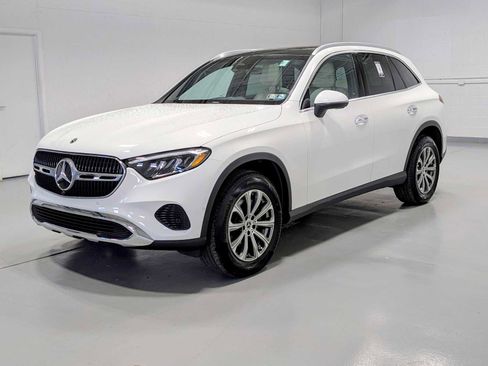 Certified 2026 Mercedes-Benz GLC 300 4MATIC image 1