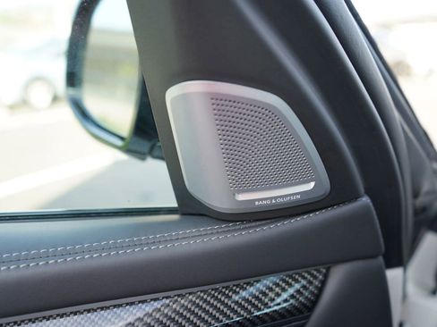 Used 2018 BMW X6 M w/ Executive Package image 17