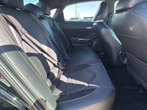 Used 2019 Toyota Avalon XSE image 26