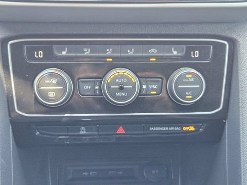 Used 2023 Volkswagen Atlas Cross Sport SE FWD image 18