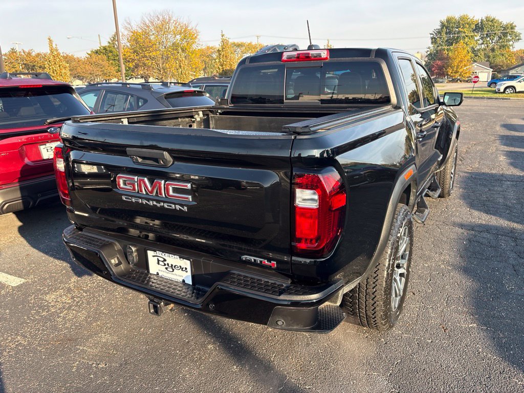 Used 2024 GMC Canyon AT4 w/ Technology Package AWD/4WD image 3