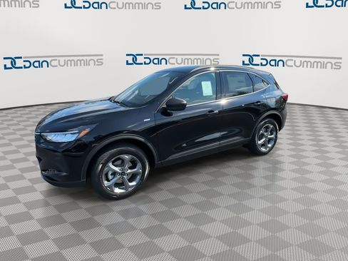 New 2026 Ford Escape ST-Line w/ Tech Pack #1 AWD/4WD image 4