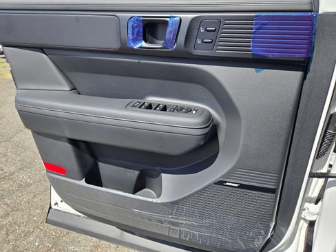 New 2026 Hyundai Santa Fe Calligraphy AWD/4WD image 17