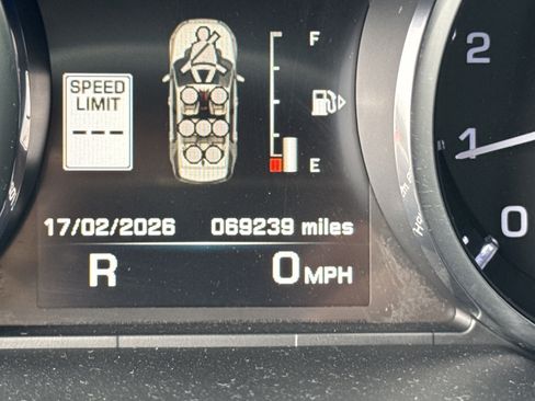 Used 2016 Land Rover Discovery Sport HSE image 8