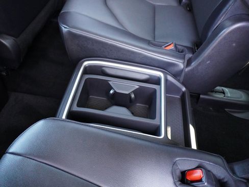 Used 2025 Toyota Grand Highlander XLE image 16