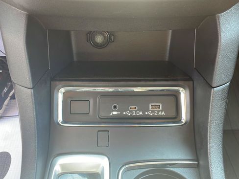 Used 2024 Subaru Ascent Limited AWD/4WD image 21