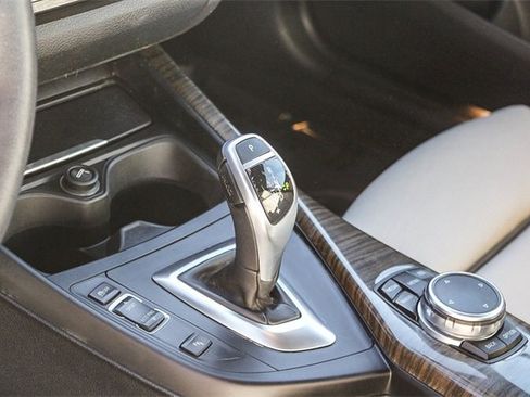 Used 2016 BMW 228i Coupe image 24