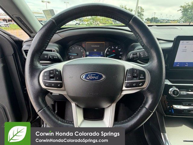 Used 2022 Ford Explorer Limited AWD/4WD image 14