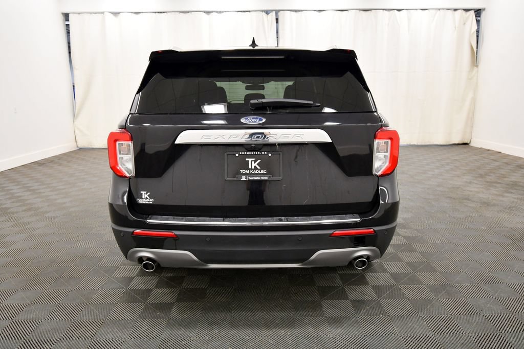 Used 2024 Ford Explorer Limited AWD/4WD image 6