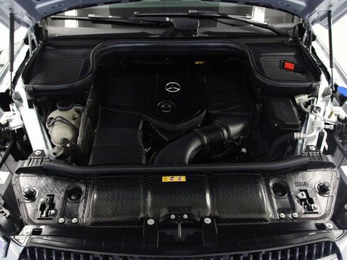 Certified 2024 Mercedes-Benz GLE 350 4MATIC w/ Winter Package image 12