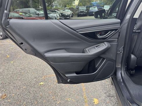 Used 2023 Subaru Outback Limited image 11