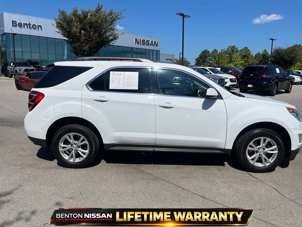 Used 2017 Chevrolet Equinox LT FWD image 8
