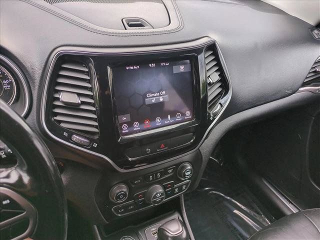 Used 2020 Jeep Cherokee Limited w/ Trailer Tow Group AWD/4WD image 14