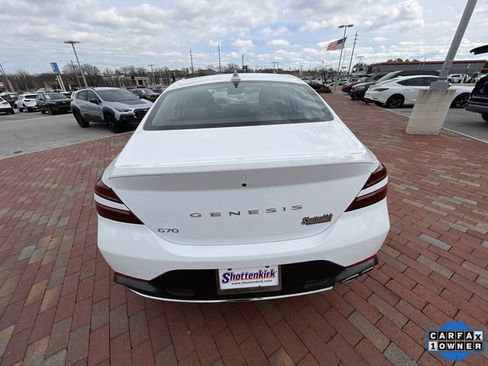 Used 2023 Genesis G70 2.0T image 30