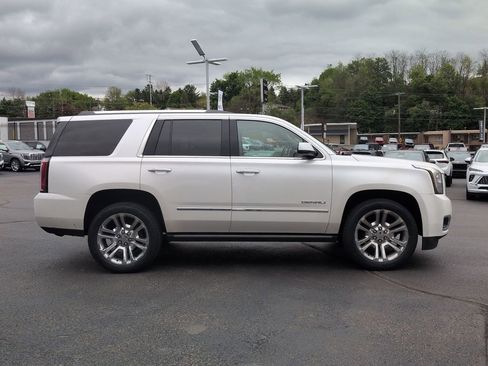 Used 2020 GMC Yukon Denali w/ Denali Ultimate Package AWD/4WD image 4