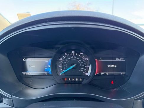 Used 2018 Ford Fusion SE w/ Fusion SE Technology Package image 20