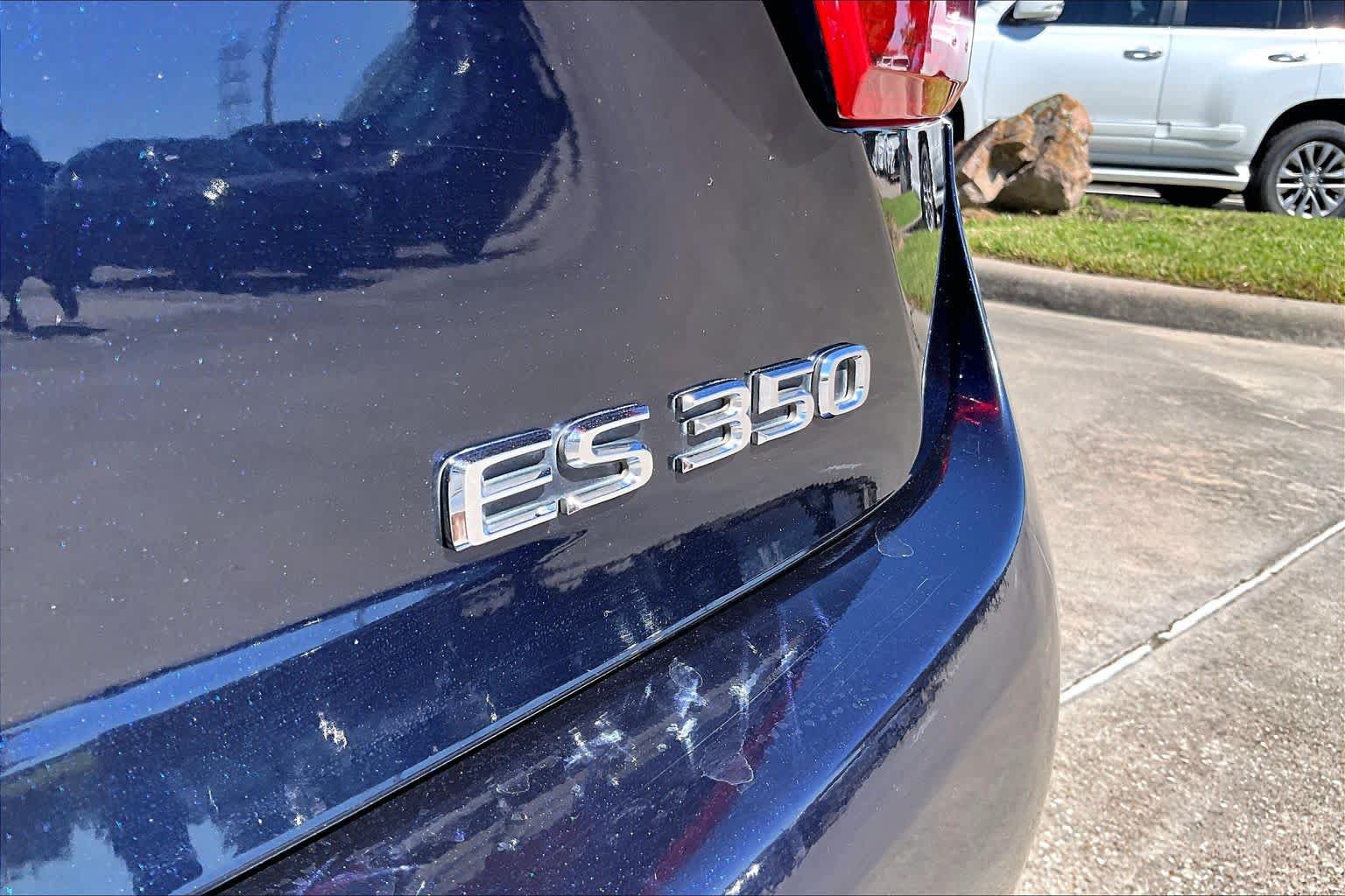 Used 2018 Lexus ES 350 F Sport w/ Accessory Package 2 FWD image 28