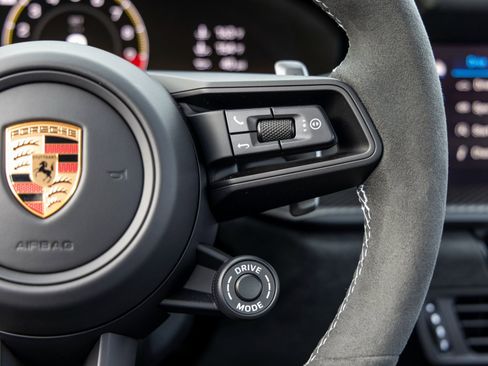 Certified 2026 Porsche 911 GT3 image 38