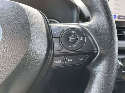 Used 2024 Toyota RAV4 XLE image 25