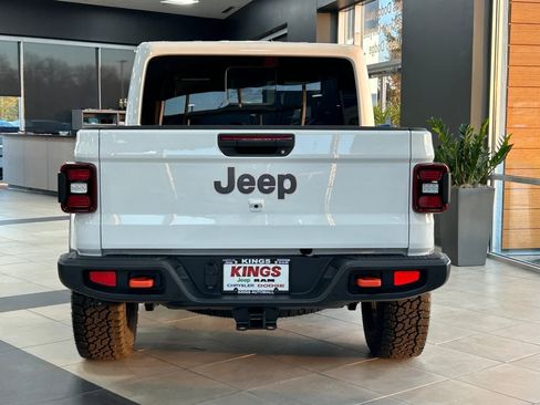 New 2026 Jeep Gladiator Mojave w/ Safety Group image 6