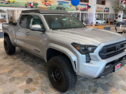 New 2026 Toyota Tacoma SR5 image 2