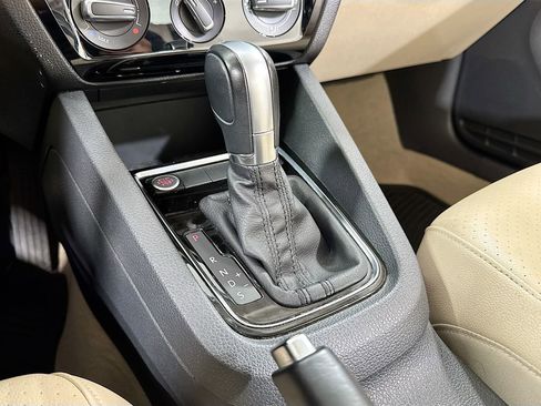 Used 2015 Volkswagen Jetta TDI SE image 18