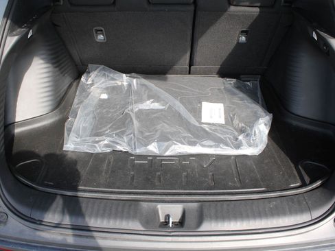 Used 2026 Honda HR-V Sport image 8