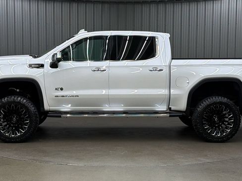 Used 2024 GMC Sierra 1500 SLT w/ SLT Premium Plus Package AWD/4WD image 2