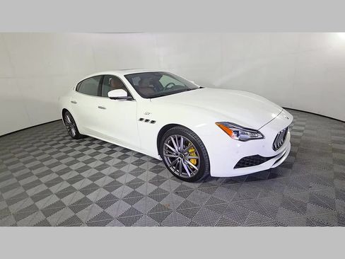 Used 2023 Maserati Quattroporte GT RWD image 34