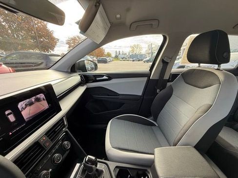 Certified 2025 Volkswagen Taos S image 24