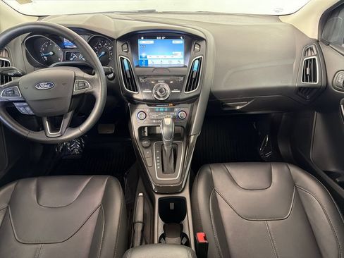 Used 2018 Ford Focus Titanium FWD image 23