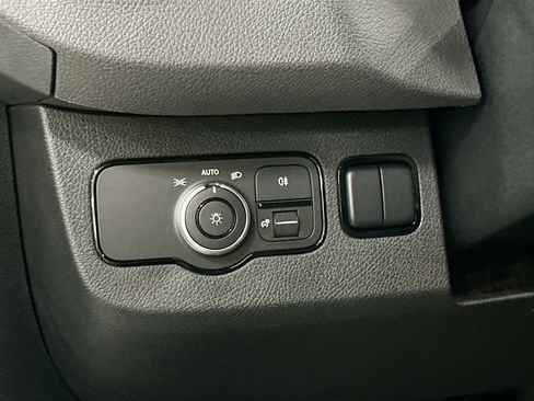 Used 2026 Mercedes-Benz Sprinter 2500 image 11