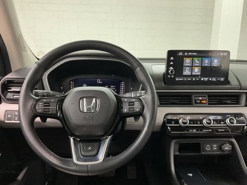 Certified 2023 Honda Pilot Elite image 9